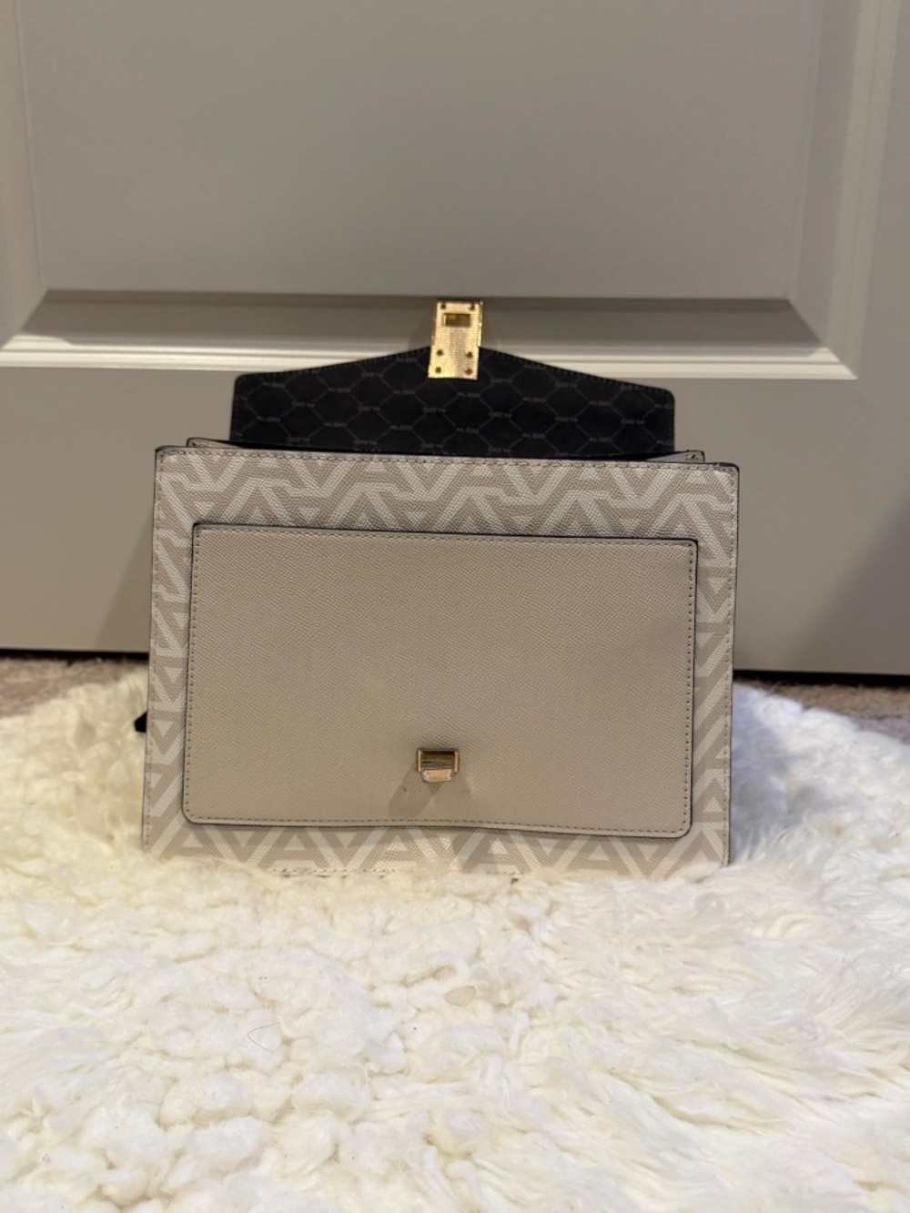 Aldo Handbag - Picture 3 of 5